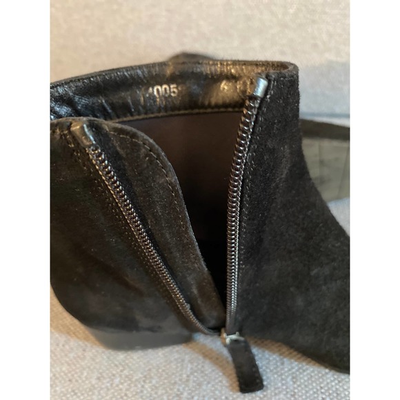 Aquatalia woman’s suede leather ankle boot size 6 black suede zip side sm heal - Picture 14 of 16